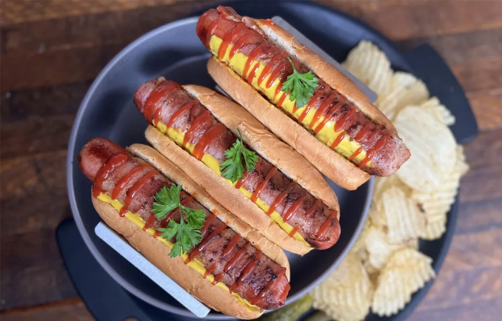 The Hot Dog: A Staple of Sports Events and Barbecues
