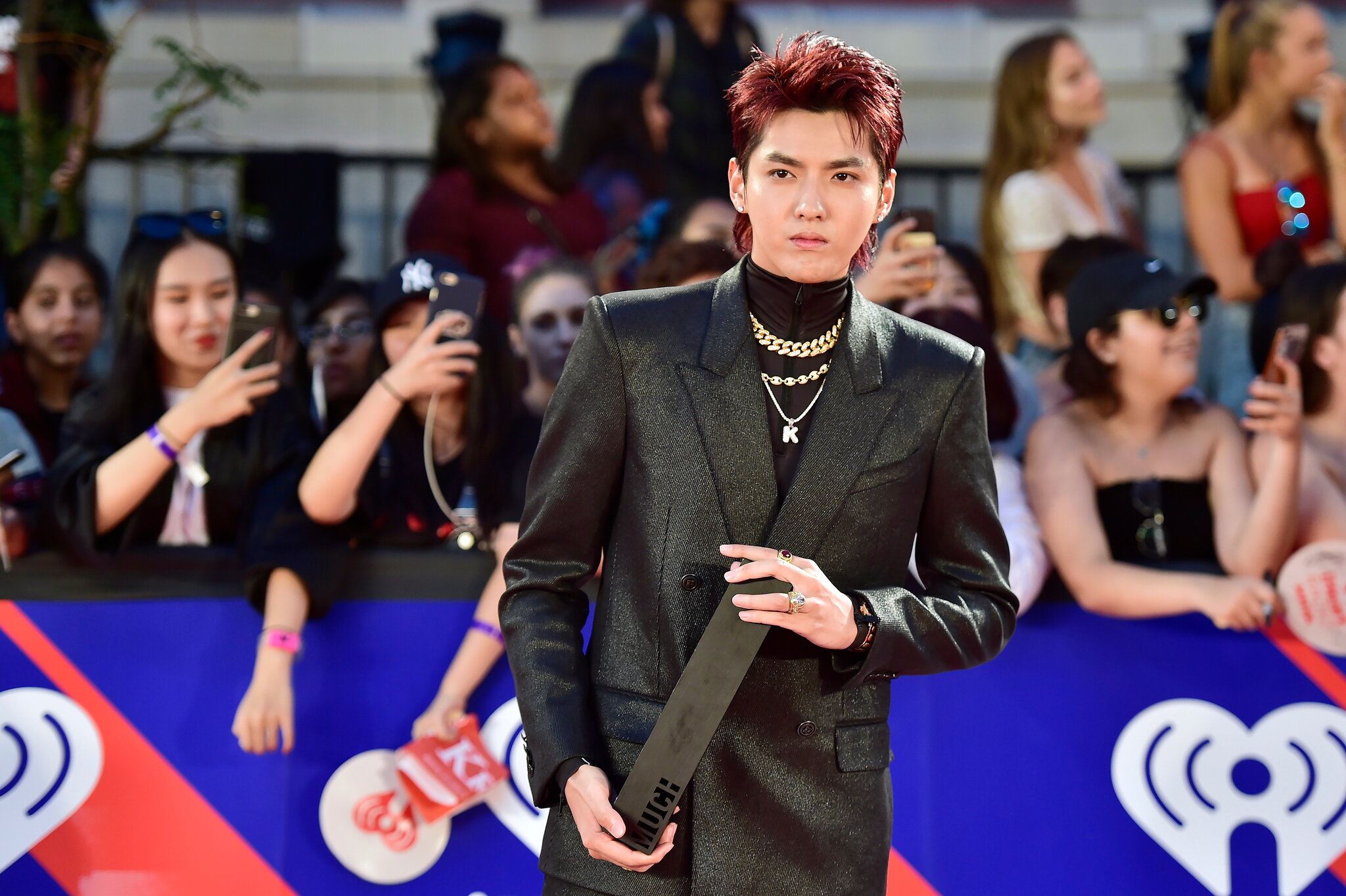 Kris Wu: The Charismatic Performer – EXO Solo Stardom